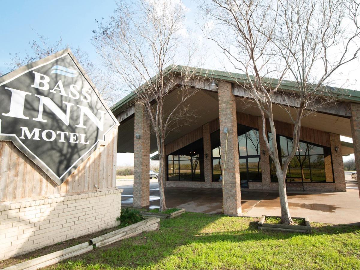 Oyo Hotel Three Rivers Tx Hwy 72 Simmons Экстерьер фото